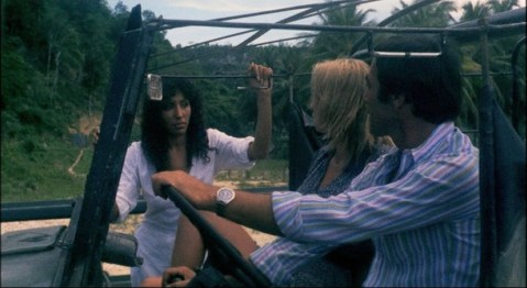 Papaya uses her favorite snare: getting a ride.