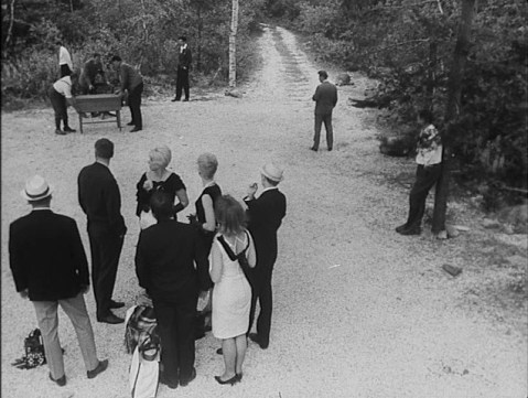 The guests wait as Rudolph's men assemble his "office".